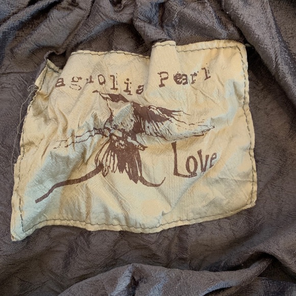 Magnolia Pearl Grey raw silk Button-Up Blouse - Picture 3 of 7